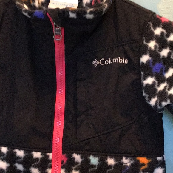 Columbia girls size toddler 2T zip up jacket, nice - Picture 2 of 5